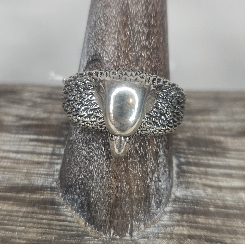 Silver Tone Eagle Statement Ring Sz 10 Euc Chunky… - image 2